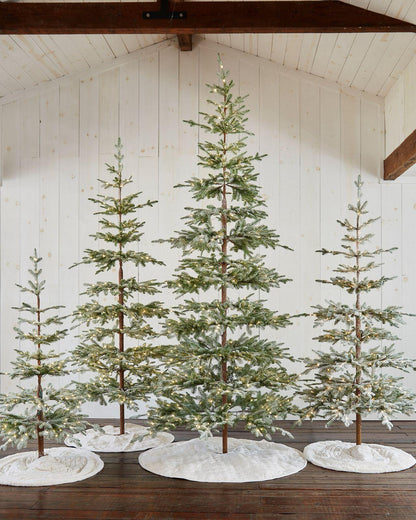 Árvore de Natal Slim Alpine com Galhos Articulados, Suporte Metálico e Micro LEDs Embutidos